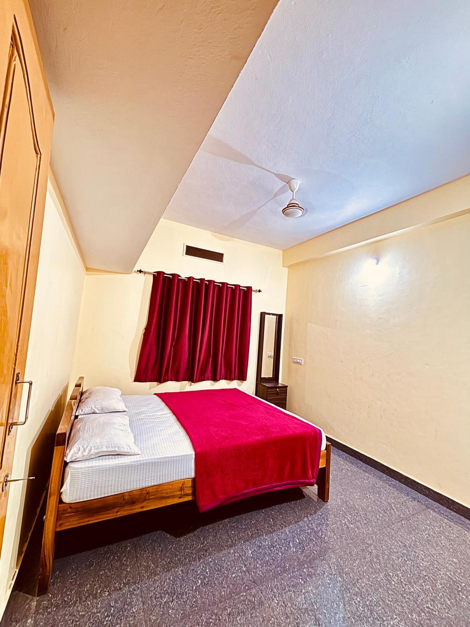 Mungaru Homestay, Talaguppa Sagar  Esterno foto